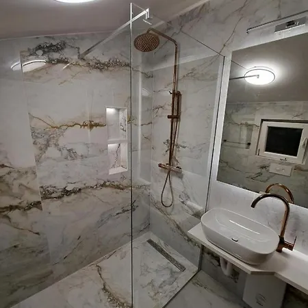 Apartmán Dusko Karaman *